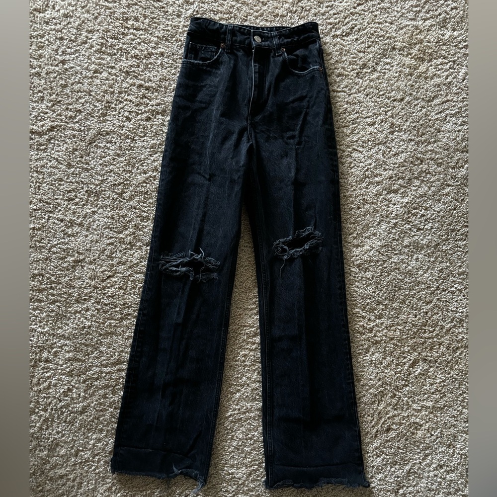 Black Zara jeans